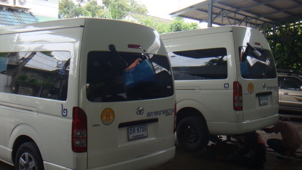 ช่วงล่างรถตู้ Toyota by Shock Profender