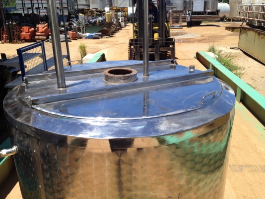 ขายถังน้ำสแตนเลส สภาพสวยใส ไร้ที่ติ ขนาด 800 ลิตร สภาพพร้อมใช้ครับ ขายถังน้ำสแตนเลส สภาพสวยใส ไร้ที่ติ ขนาด 800 ลิตร สภาพพร้อมใช้ครับ