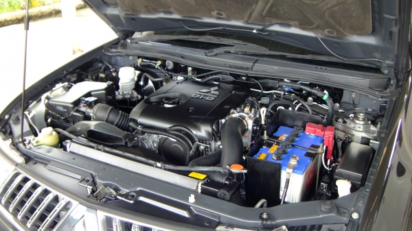 pajero sport 2.5 navi pajero sport 2.5 navi