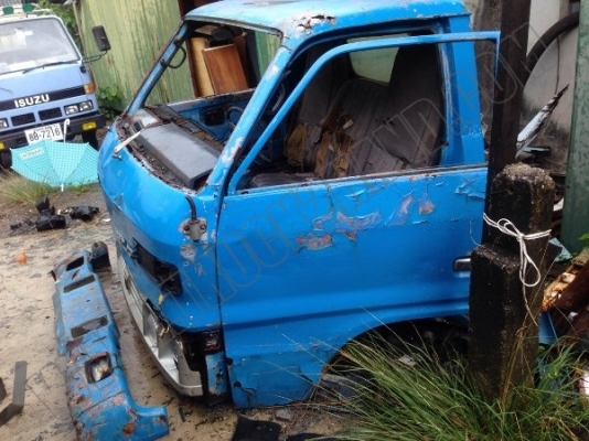 หัวเก๋ง ISUZU ELF