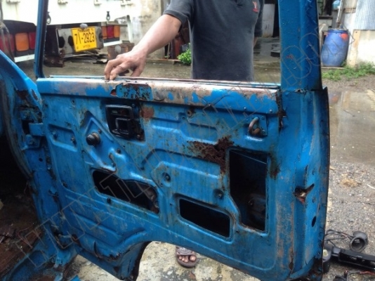 หัวเก๋ง ISUZU ELF