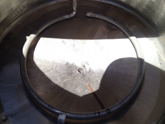 ขายถังสแตนเลสใส่น้ำ ขนาด 1,000 ลิตร และ 500 ลิตร สภาพสวยใสตามรูปพร้อมใช้ครับ