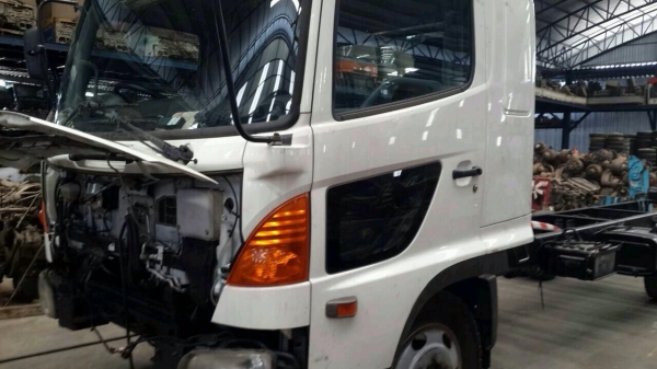 ขาย HINO MEGA  6X4  ขับเคลื่อน 6 ล้อ