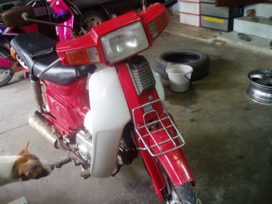 ขายฮอนด้าค้สตอม900สตาสมือใช้งานได้ปกติ7500บาท