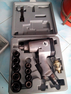 ขายบล้อกลมญี่ปุ่นเเละใต้หวันมือสองครับ