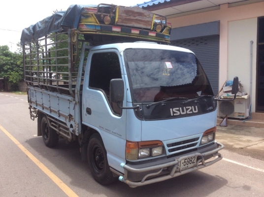 ขาย4ล้อNKRปี39 เครื่อง88แรง(รถห้างแท้)เดิมๆบางๆไม่เคยทำสี ราคา330,000บาท