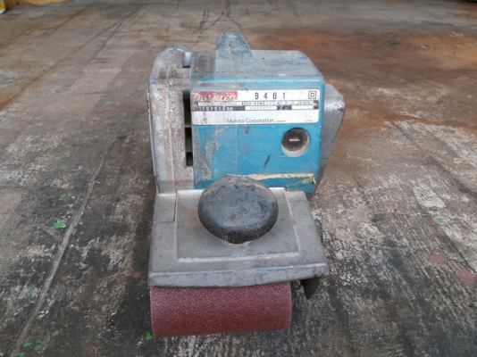 รถถัง MAKITA 9401 แท้ 100\% Made in JAPAN  สภาพเดิม ๆ เปลี่ยนแผ่นก๊อกกับแผ่นคาร์บอนใหม่ให้แล้วครับ