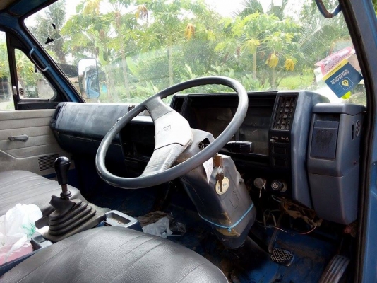 ขายด่วน NPR115ปี 2536 ห้างแท้ รถเดิมบางทั้งคัน ขายด่วน NPR115ปี 2536 ห้างแท้ รถเดิมบางทั้งคัน