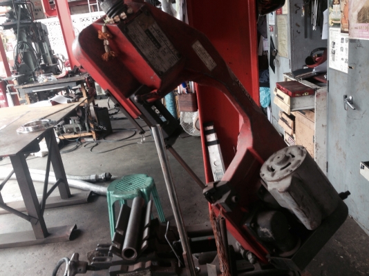 เลื่อยสายพาน Azada 170 ( สภาพพร้อมใช้งาน )