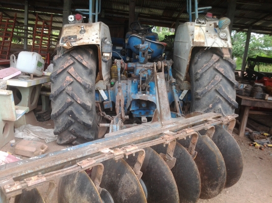 ขายรถไถฟอด6610 เสื้อลายตามสภาพเครื่องหลวม ขายรถไถฟอด6610 เสื้อลายตามสภาพเครื่องหลวม