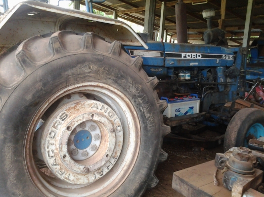 ขายรถไถฟอด6610 เสื้อลายตามสภาพเครื่องหลวม ขายรถไถฟอด6610 เสื้อลายตามสภาพเครื่องหลวม