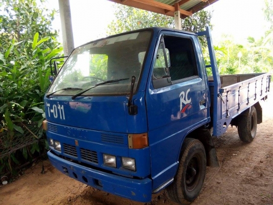 ขายด่วน อีชุชุ 4 ล้อกลาง  เกียร์สั้น NKR  88  แรงม้า สวยๆๆ ปี2538