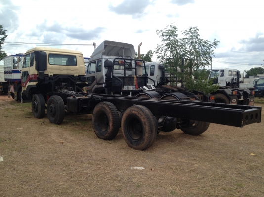 ขาย 12 ล้อ NISSAN UD เครื่อง MD92 330 แรงม้าระบบน้ำมัน ช่วงล้อ 5.50 เมตร คัชซี ยาว 7.50 เมตร ยาง 1000 ขอบ 20 สวยๆพร้อมทะเบียนครับ