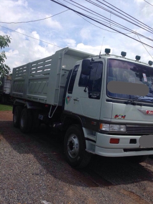 ขายรถบรรทุกสิบล้อดัมพ์ HINO 3M เครื่องเดิม 240 แรง ปี 39 กระบะดัมพ์สามมิตร ทะเบียนพร้อม