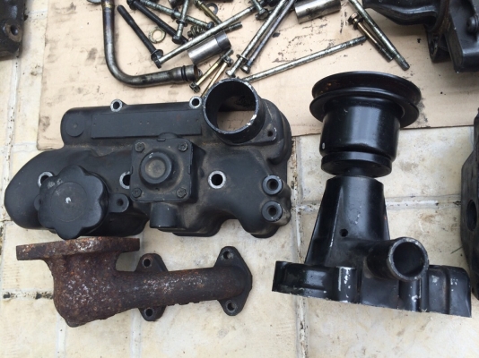 ขายด่วนอะไหล่เครื่องยนต์ดีเซลISUZU 3YA1 ต้องการชิ้นไหนบอกได้