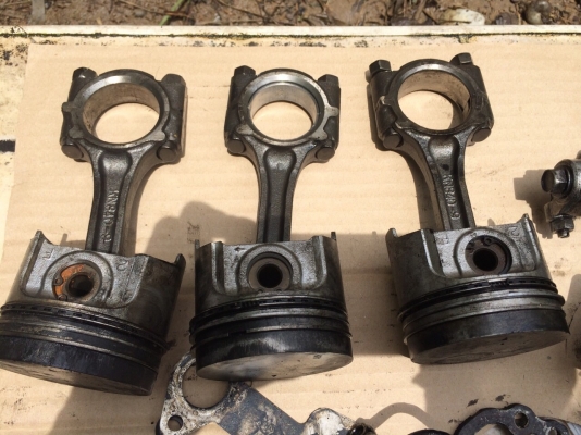 ขายด่วนอะไหล่เครื่องยนต์ดีเซลISUZU 3YA1 ต้องการชิ้นไหนบอกได้