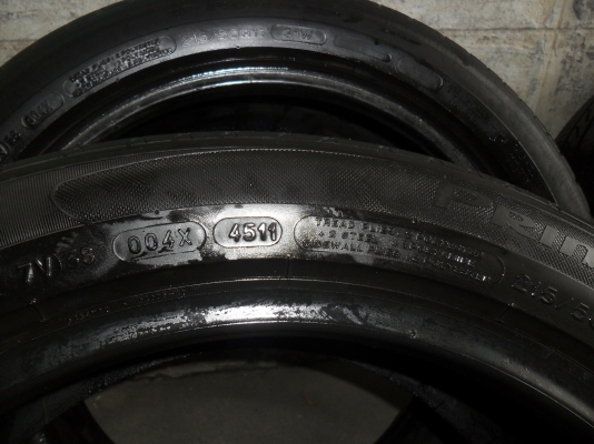 ยาง MICHELIN 215/50R17 ปี10-11 สวยๆ 4 เส้น ราคา 2400 บาท