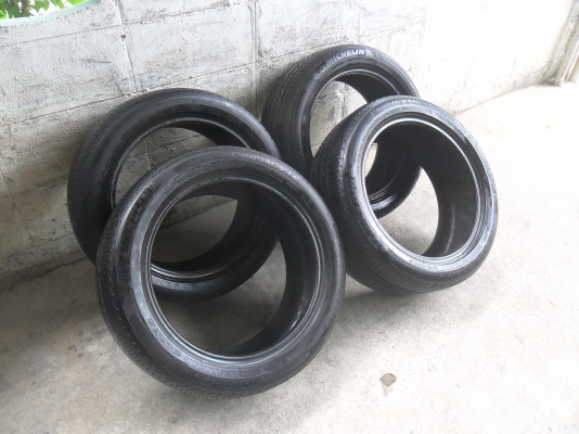ยาง MICHELIN 215/50R17 ปี10-11 สวยๆ 4 เส้น ราคา 2400 บาท