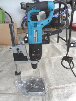 ขาจับสว่านโซโล