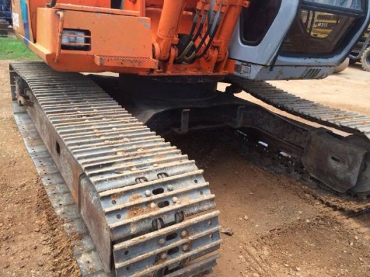 ขายรถแบคโฮ HITACHI EX120-2 ระบบไฟฟ้าเต็ม นำเข้าจากญี่ปุ่น สภาพสวย มี VDO การทำงานครับ ขายรถแบคโฮ HITACHI EX120-2 ระบบไฟฟ้าเต็ม นำเข้าจากญี่ปุ่น สภาพสวย มี VDO การทำงานครับ