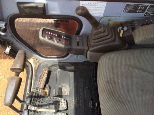 ขายรถแบคโฮ HITACHI EX120-2 ระบบไฟฟ้าเต็ม นำเข้าจากญี่ปุ่น สภาพสวย มี VDO การทำงานครับ ขายรถแบคโฮ HITACHI EX120-2 ระบบไฟฟ้าเต็ม นำเข้าจากญี่ปุ่น สภาพสวย มี VDO การทำงานครับ