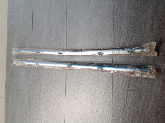 ขายคิ้วขอบประตู isuzu kbz ของใหม่