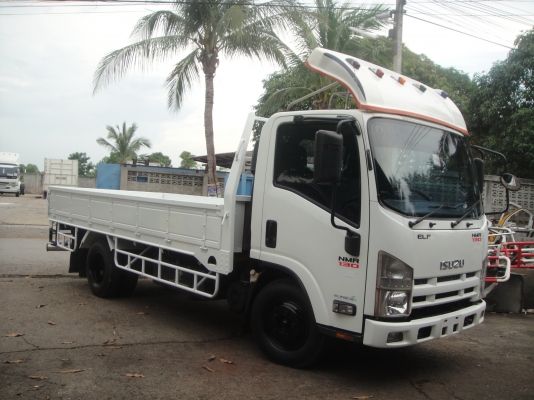 ISUZU NMR ปี 52 (รถสวยมาก) เครื่องยนต์ 130 แรง ยางใหม่ 7 เส้น ยาว 4.30 เมตร สภาพพร้อมใช้งาน