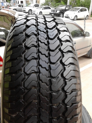 235/75R15 MICHELIN LTX AT มี 1 เส้น TEL.081-427-3941 235/75R15 MICHELIN LTX AT มี 1 เส้น TEL.081-427-3941