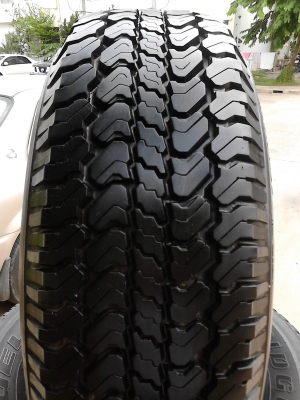 235/75R15  MICHELIN  LTX AT  มี 1  เส้น TEL.081-427-3941