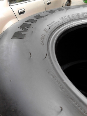 235/75R15 MICHELIN LTX AT มี 1 เส้น TEL.081-427-3941 235/75R15 MICHELIN LTX AT มี 1 เส้น TEL.081-427-3941