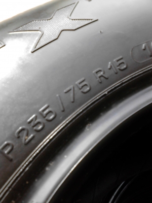 235/75R15 MICHELIN LTX AT มี 1 เส้น TEL.081-427-3941 235/75R15 MICHELIN LTX AT มี 1 เส้น TEL.081-427-3941