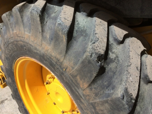 Komatsu WB93R-5 (เทียบเท่า JCB 3CX Site Master) ปี 2007 สภาพสวย นำเข้าจากยุโรป