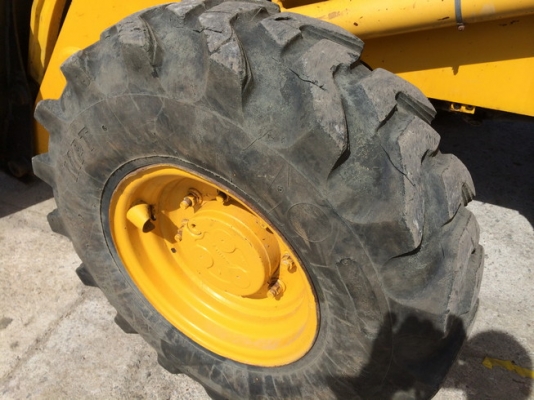 Komatsu WB93R-5 (เทียบเท่า JCB 3CX Site Master) ปี 2007 สภาพสวย นำเข้าจากยุโรป