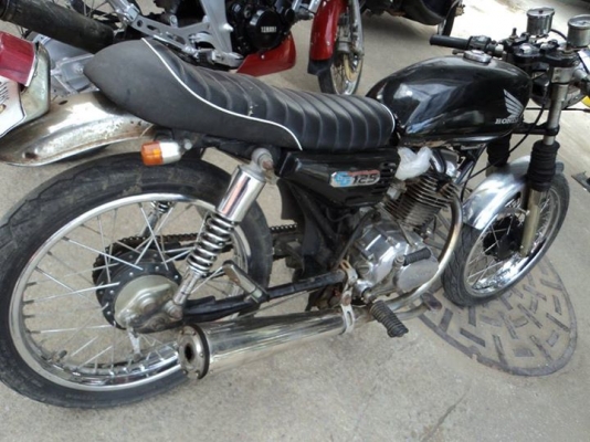 ขาย cg110 เล่มโครง อยุ่รังสิต 0891709610