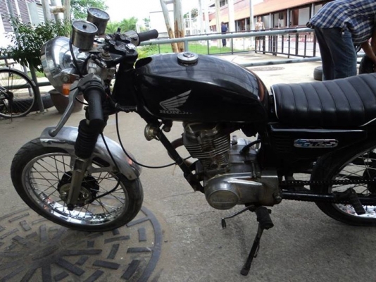 ขาย cg110 เล่มโครง อยุ่รังสิต 0891709610