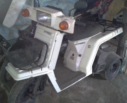 มีแห้งๆ3คัน แลกรถมอไซธรรมดาซักคันได้มั๊ย