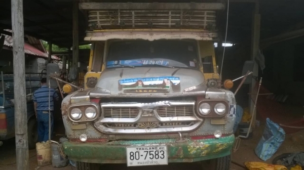 ขาย 10 ล้อหัวยาว 2 เพลาใหญ่ช่วงล่าง ROCKY 175 คานหน้าใหญ่ คัสซีสวย เครื่อง 6BG1 175 ปั้มลม เบรคลมดัน สโลว์กลาง พวงมาลัยพาวเวอร์ ทะเบียนเต็มพร้อมโอน