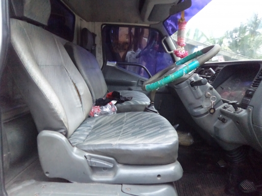 ขายถูกๆคับ((385000บาท)) รถ6ล้อมิตซูห้างแท้ช่วงยาว5เมตร สภาพดีพร้อมใช้งาน