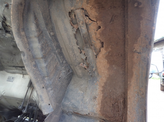 ขายถูกๆคับ((385000บาท)) รถ6ล้อมิตซูห้างแท้ช่วงยาว5เมตร สภาพดีพร้อมใช้งาน