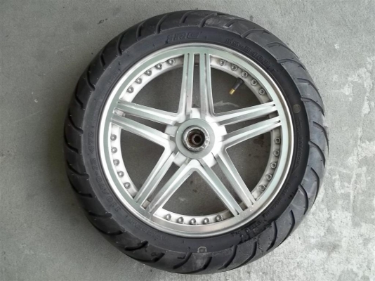 ขายล้อแม็ค lamboni พร้องยางขอบ12 (ไม่ต้องใช้ยางใน)