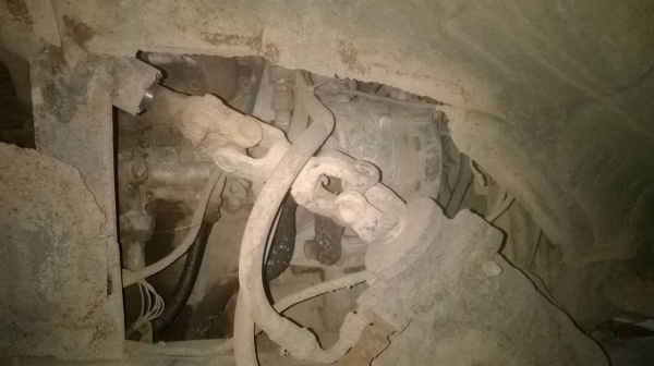 ขาย 10 ล้อหัวยาว 2 เพลาใหญ่ช่วงล่าง UD230 คานหน้าใหญ่ คัสซีสวย เครื่อง EH700 168 แรงม้า สโลว์อินเตอร์ พวงมาลัยพาวเวอร์ ทะเบียนเต็มพร้อมโอนครับ