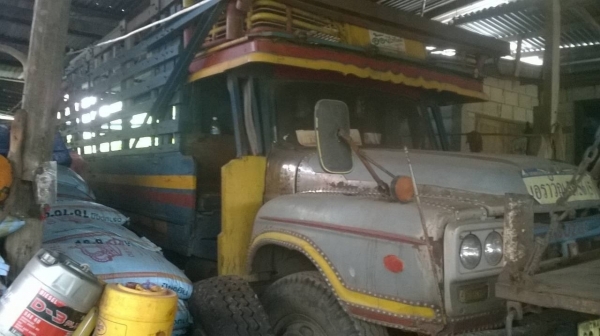 ขาย 10 ล้อหัวยาว 2 เพลาใหญ่ช่วงล่าง UD230 คานหน้าใหญ่ คัสซีสวย เครื่อง EH700 168 แรงม้า สโลว์อินเตอร์ พวงมาลัยพาวเวอร์ ทะเบียนเต็มพร้อมโอนครับ