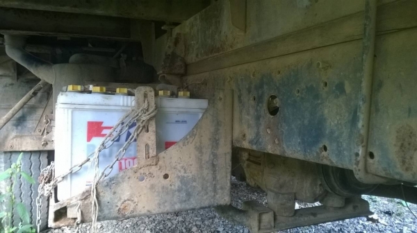 ขาย 6 ล้อ NISSAN เครื่อง 100 แรงม้า คัสซีสวย มีโลว์กลาง ยางดี ทะเบียนขาด 2 ปี ราคาต่อรองได้ครับ