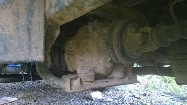 ขาย 6 ล้อ NISSAN เครื่อง 100 แรงม้า คัสซีสวย มีโลว์กลาง ยางดี ทะเบียนขาด 2 ปี ราคาต่อรองได้ครับ