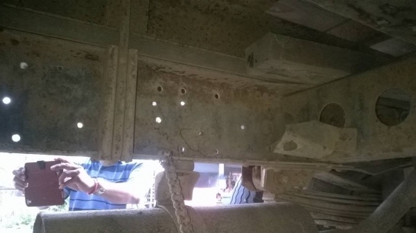 ขาย 6 ล้อ NISSAN เครื่อง 100 แรงม้า คัสซีสวย มีโลว์กลาง ยางดี ทะเบียนขาด 2 ปี ราคาต่อรองได้ครับ