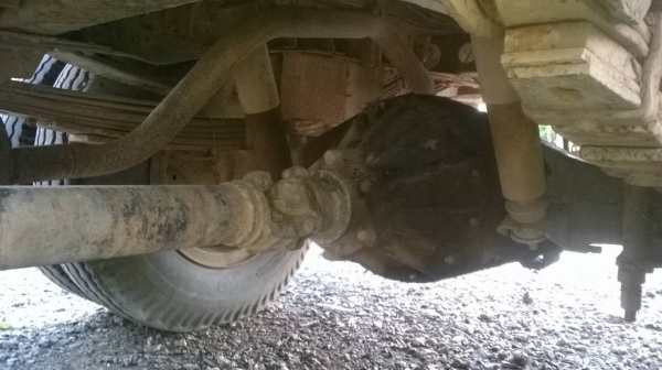 ขาย 6 ล้อ NISSAN เครื่อง 100 แรงม้า คัสซีสวย มีโลว์กลาง ยางดี ทะเบียนขาด 2 ปี ราคาต่อรองได้ครับ