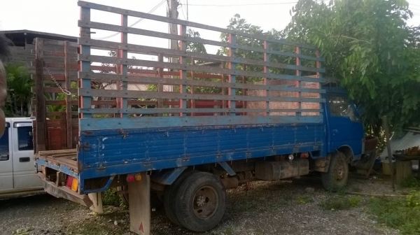 ขาย 6 ล้อ NISSAN เครื่อง 100 แรงม้า คัสซีสวย มีโลว์กลาง ยางดี ทะเบียนขาด 2 ปี ราคาต่อรองได้ครับ