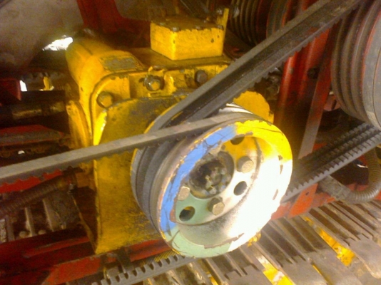 ***ขายแล้วครับขอบคุณ Truck2hand ขายแพ็คคู่ รถเกี่ยวอุ้ม+เทเลอร์หัวยาว// รถเกี่ยวแบบอุ้ม ศักดิ์พัฒนาฯ KM ปี51 อุ้มเลส2.5ตันปรับระดับ ตัวเดิน12HT เครื่อง HINO JO8C-ll เทอโบ 250แรง ปั้มได้เบอ23 โซ่D2 เครื่องแน่นๆ แรงดี ปั้มดีแรงดี ช่วงล่าง แน่น สภาพ70