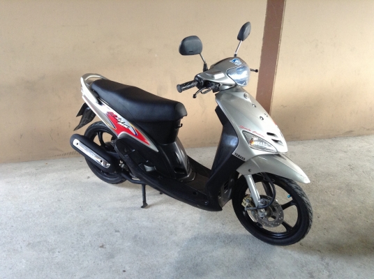 ขาย!!! มีโอMX รุ่นท็อปล้อแม็ก ปี48 รถเครื่องดีคับ ขับขี่ดี ทะเบียนครบ