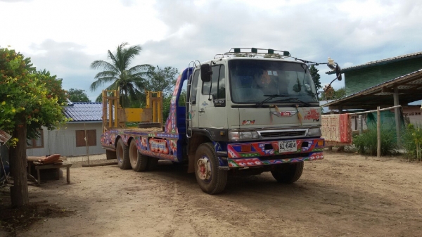 เทเลอร์บรรทุกรถเกี่ยว HINO FM3M ปี39 สวยเดิมๆ